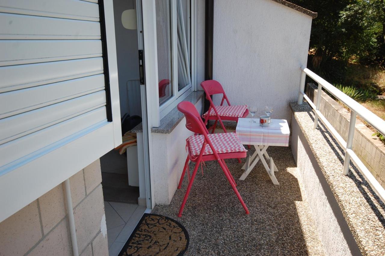 Apartment Blanka By El-Pi Tours Njivice Extérieur photo