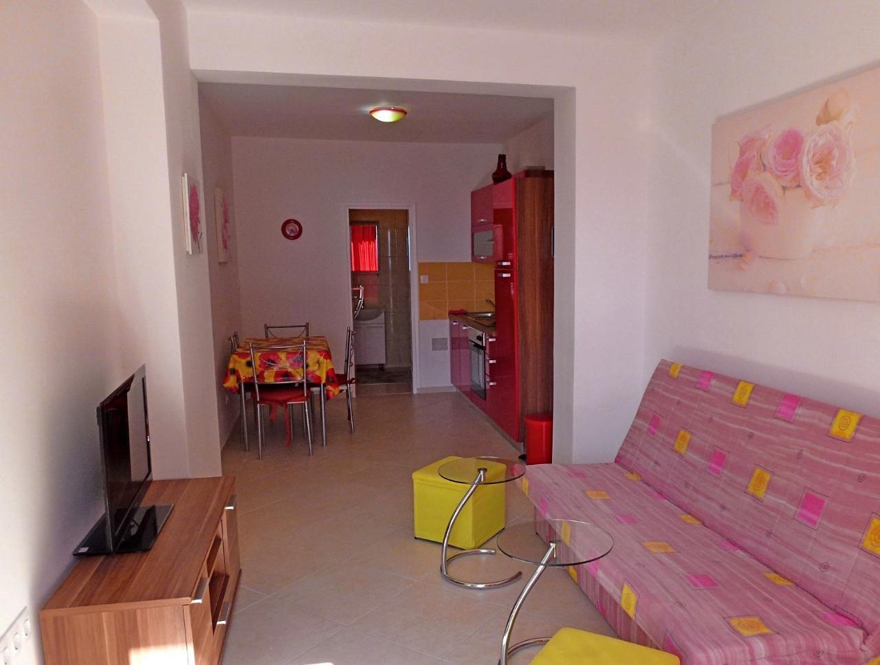 Apartment Blanka By El-Pi Tours Njivice Extérieur photo